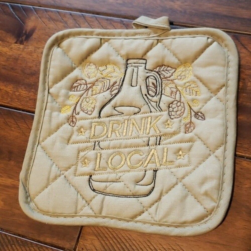 Beer lover kitchen pot holder new embroidered